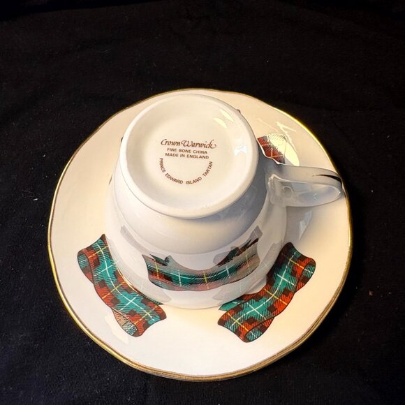 Crown Warwick China Cup and Saucer - Prince Edward Island - Picture 3 of 4